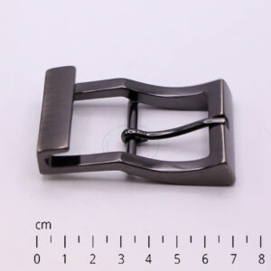 Buckle 1054 with CM ruler