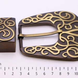 Buckle 1062 with CM ruler